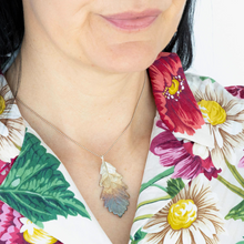 Load the picture into the gallery viewer,Memory jewelry made from leaf of the EVERTREE